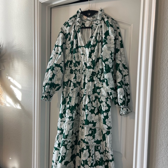 Tuckernuck Hyacinth House Green & White Floral Tiered Presley Maxi Midi Dress - Picture 4 of 8